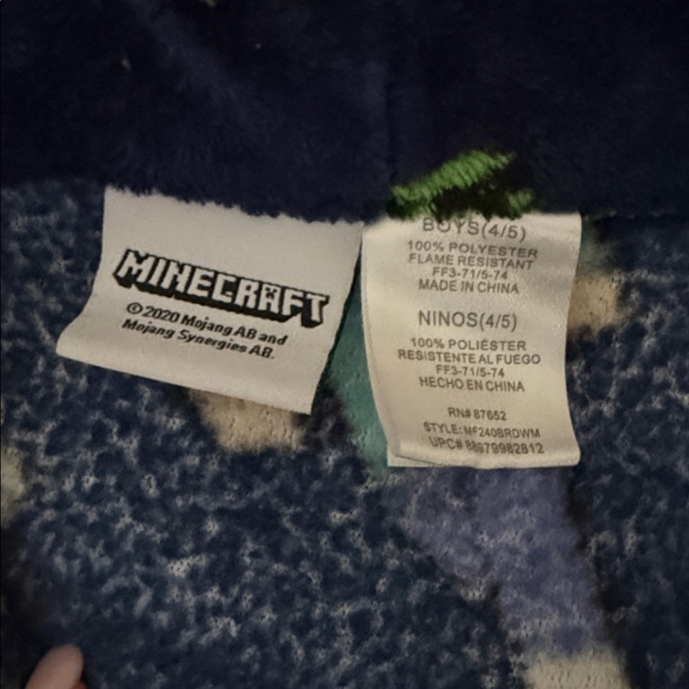 Kids Minecraft Robe - Picture 2 of 2